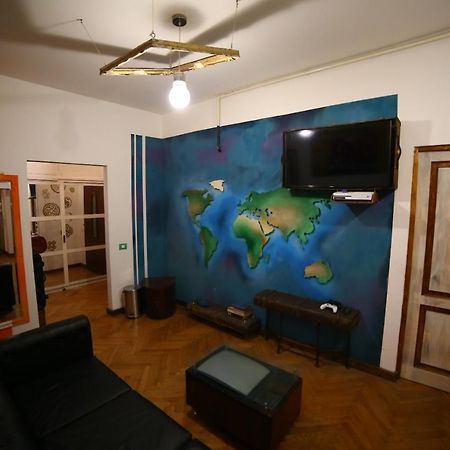 Hostel Bauhaus Bukares Bagian luar foto