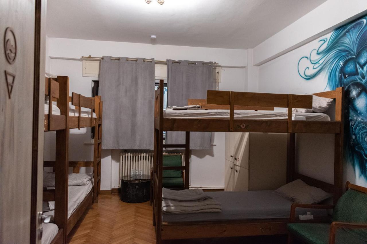 Hostel Bauhaus Bukares Bagian luar foto